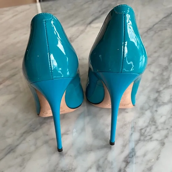 💖FIRM Jimmy Choo💖Anouk turquoise patent pumps beauty - Picture 4 of 8